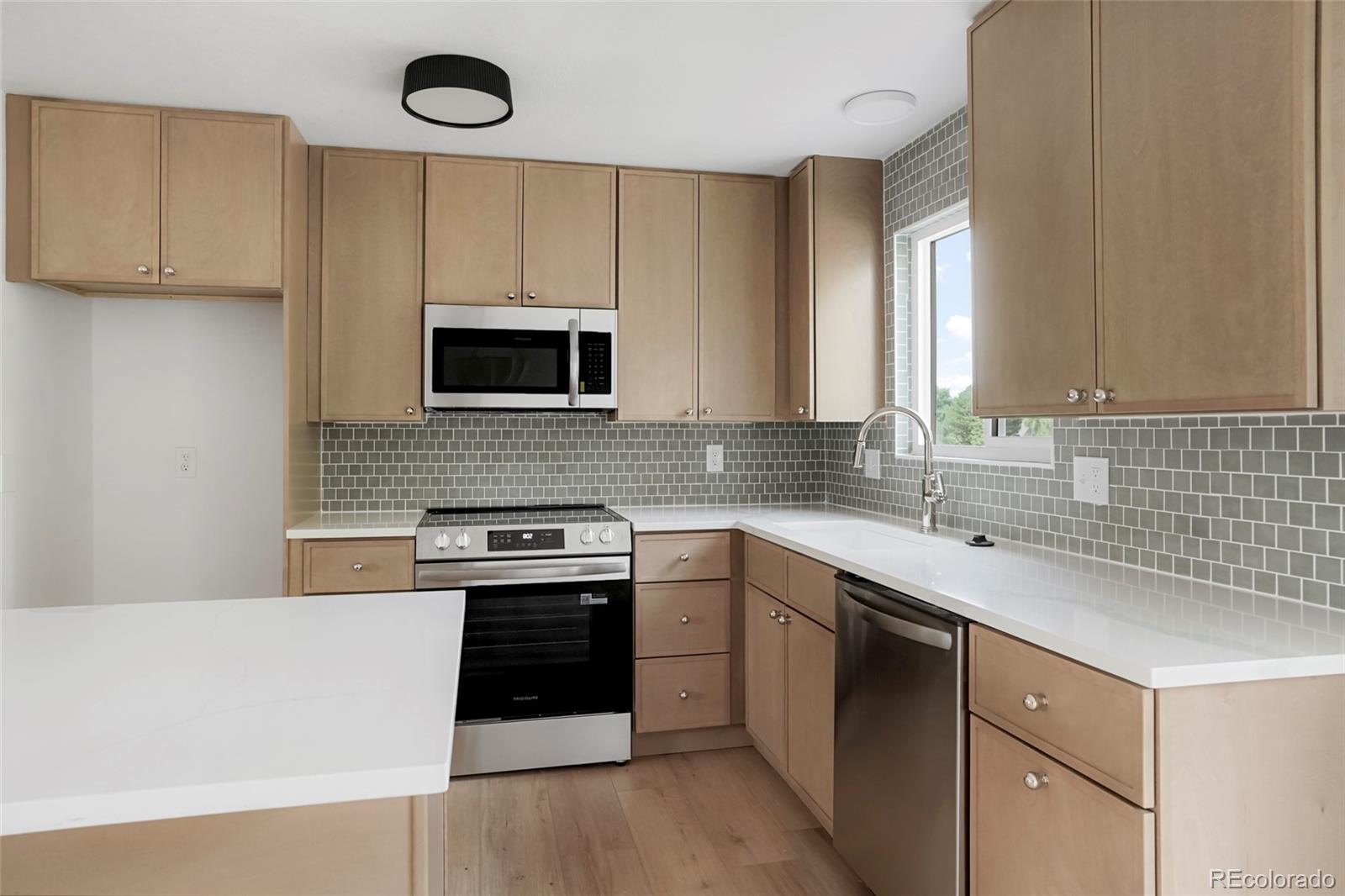 MLS Image #6 for 9285 w wagon trail drive,denver, Colorado
