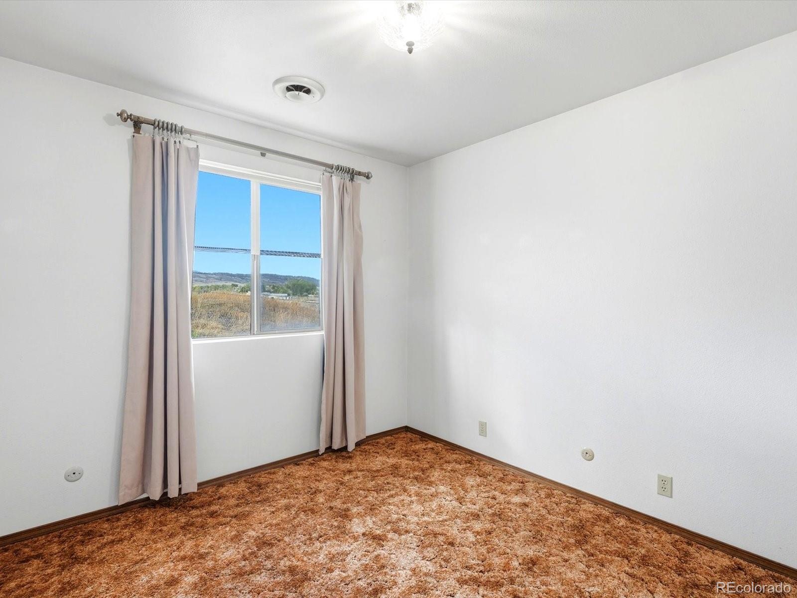 MLS Image #32 for 2212  blue mountain avenue,berthoud, Colorado