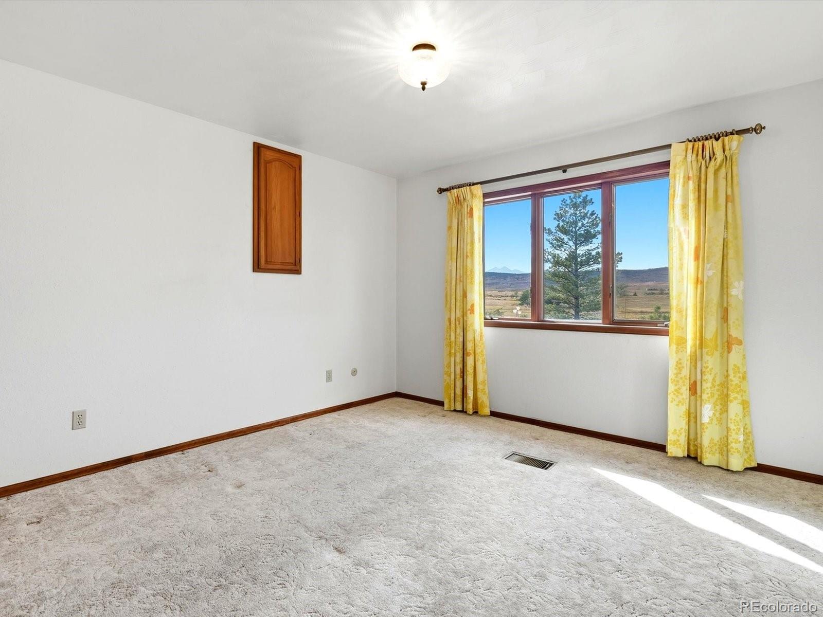 MLS Image #7 for 2212  blue mountain avenue,berthoud, Colorado