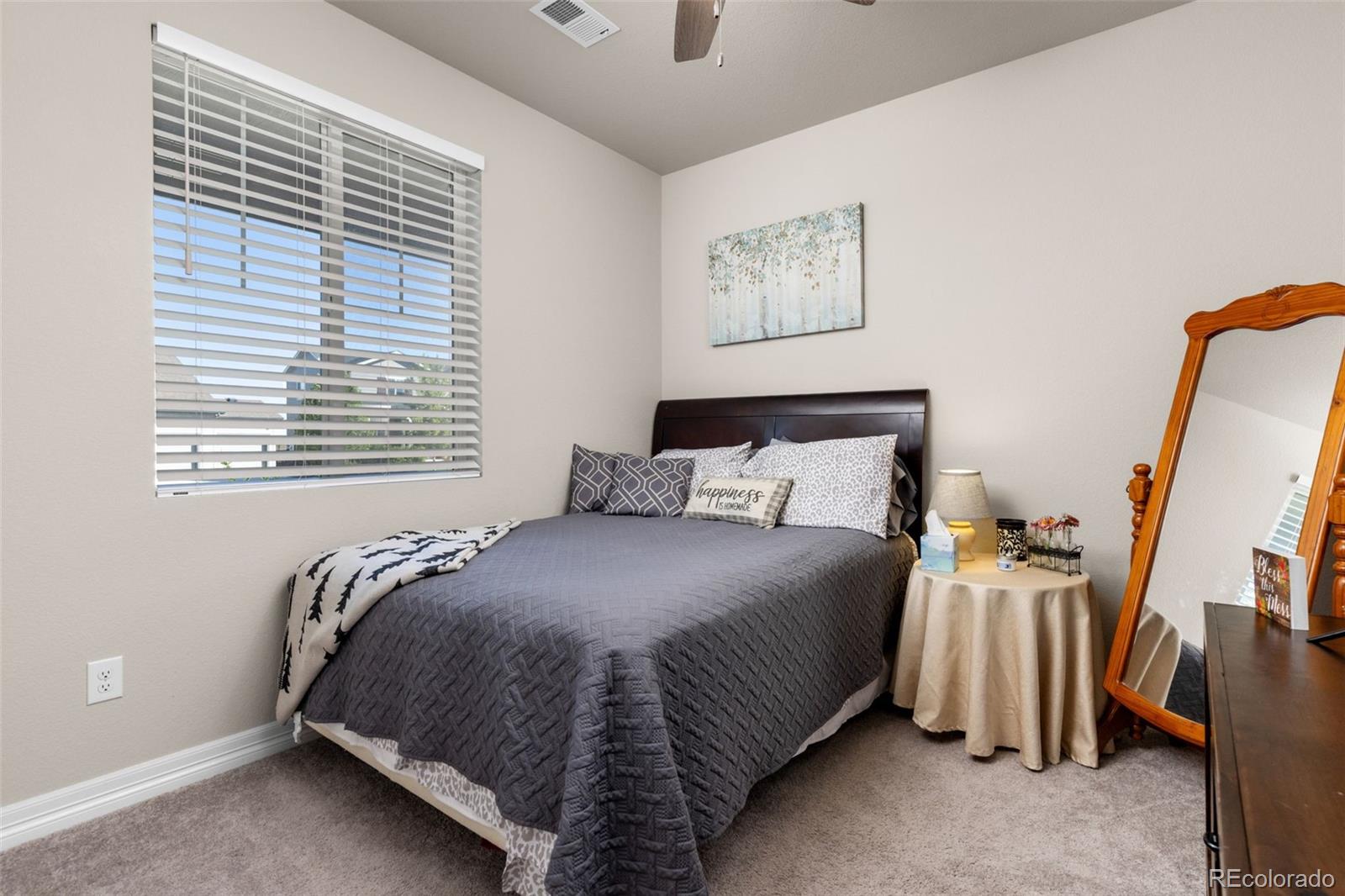 MLS Image #12 for 26808 e 1st place,aurora, Colorado