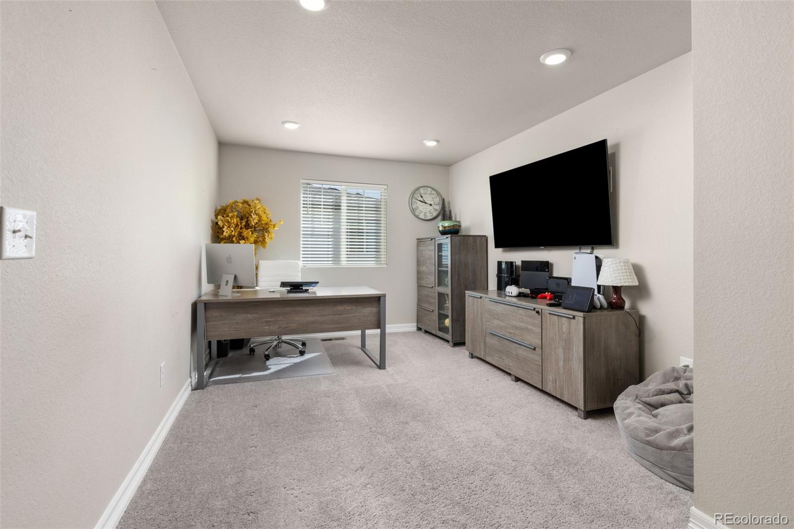 MLS Image #14 for 26808 e 1st place,aurora, Colorado
