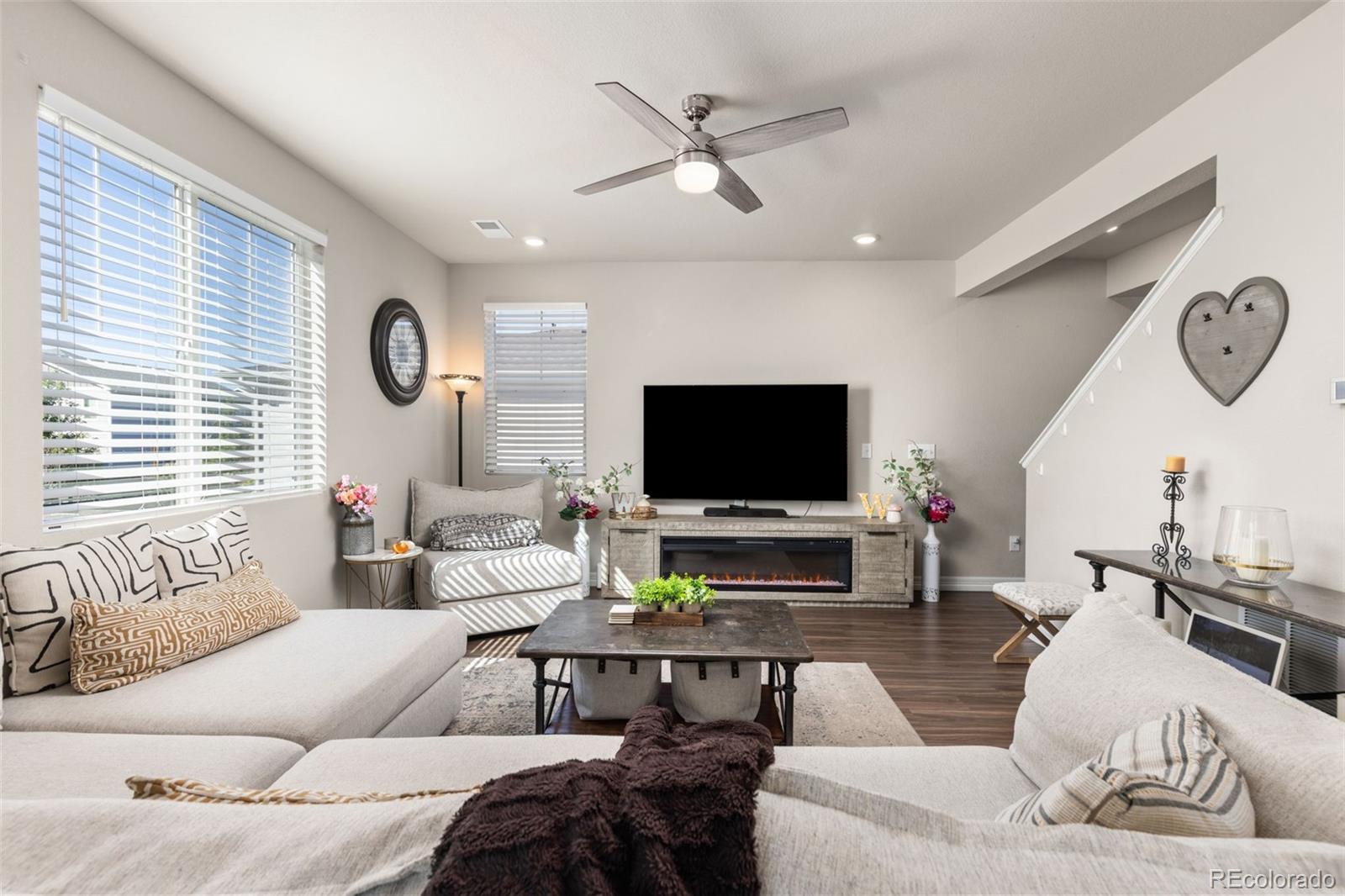 MLS Image #6 for 26808 e 1st place,aurora, Colorado