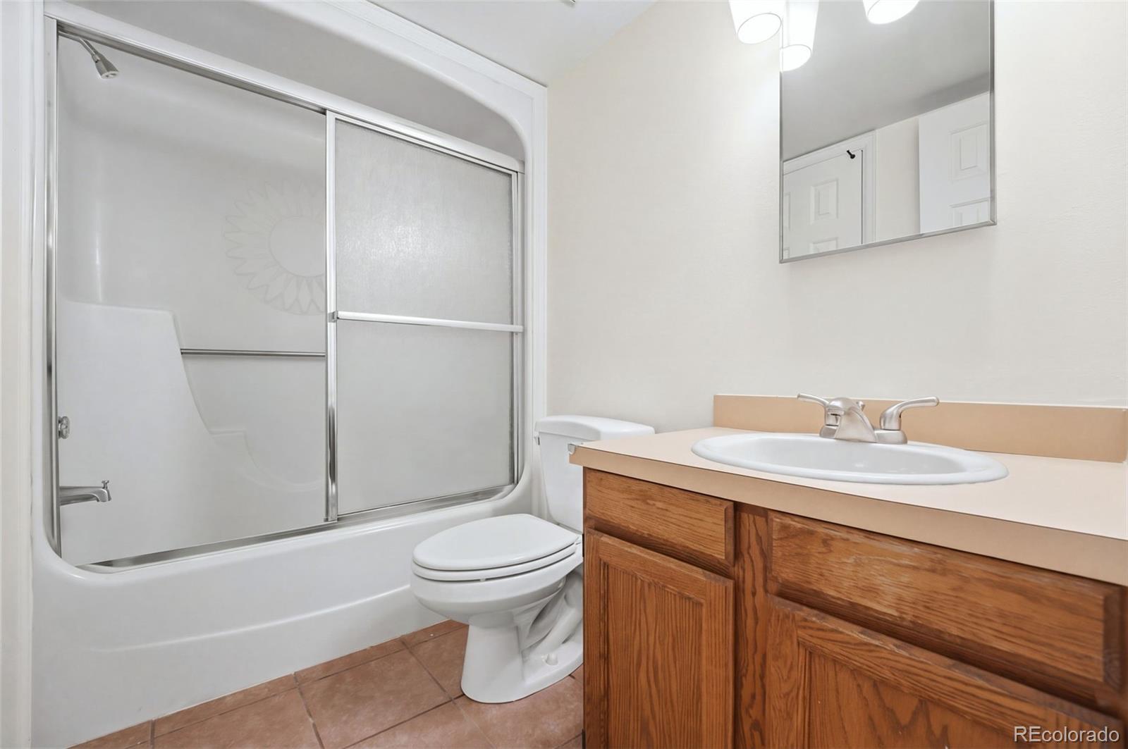 MLS Image #10 for 12534 e pacific circle,aurora, Colorado