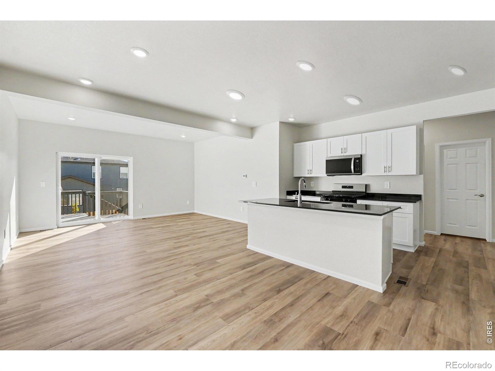 MLS Image #19 for 534  98th avenue,greeley, Colorado