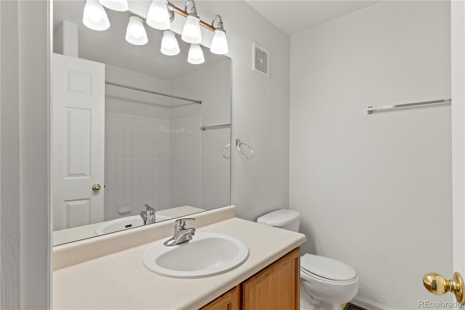 MLS Image #10 for 9468 e florida avenue,denver, Colorado
