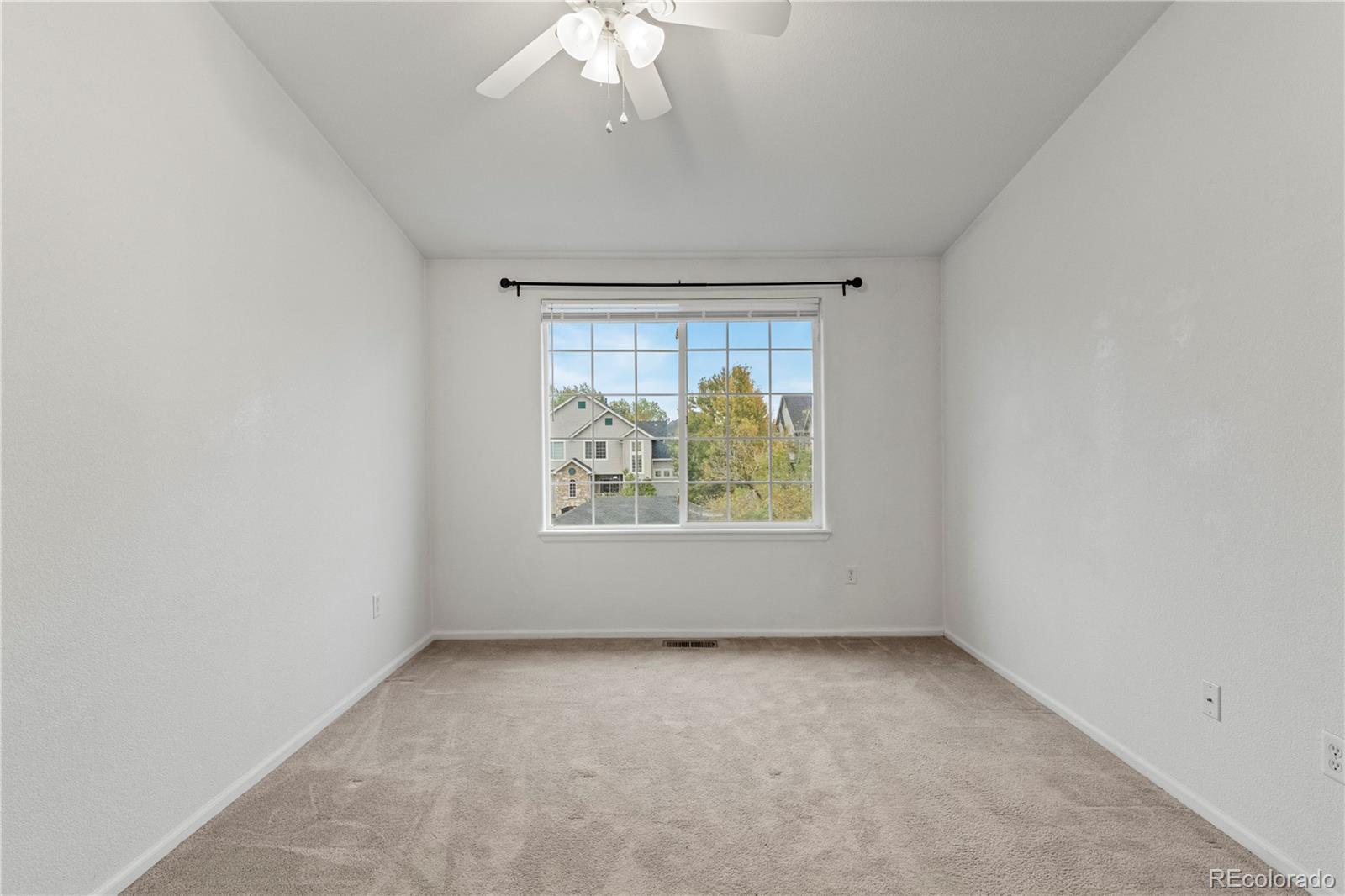 MLS Image #14 for 9468 e florida avenue,denver, Colorado
