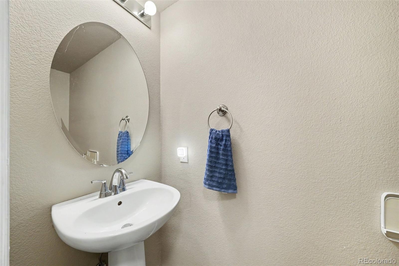 MLS Image #10 for 912  legend oak drive,fountain, Colorado