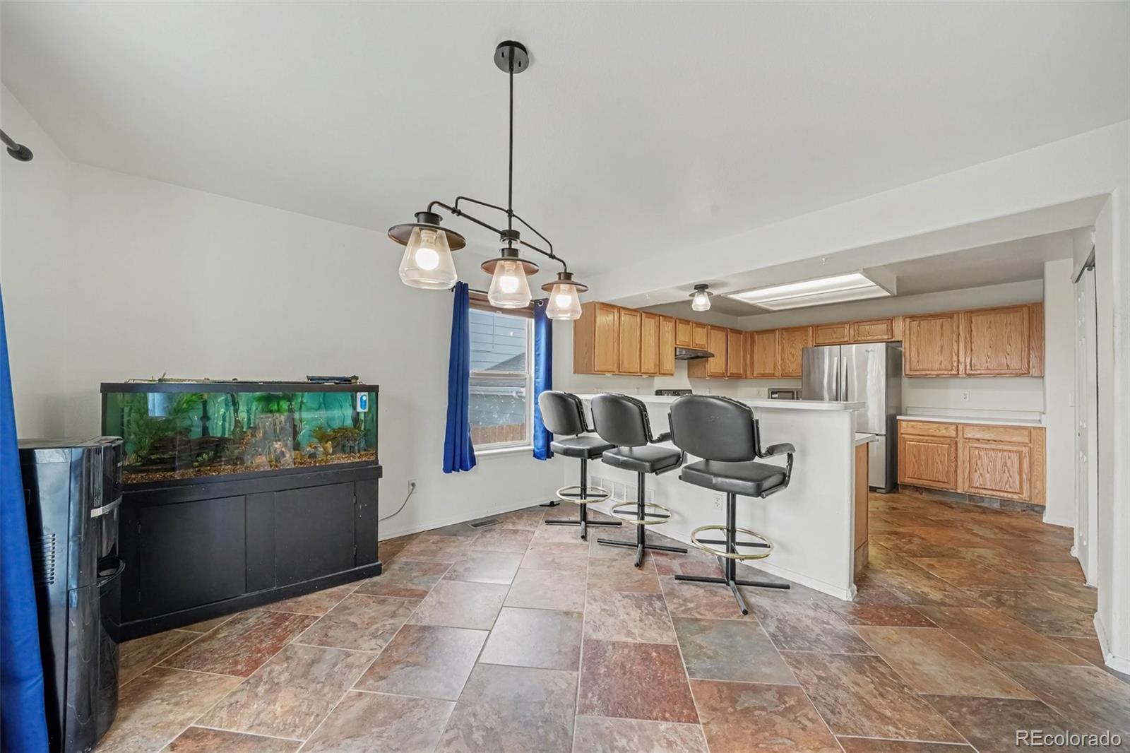 MLS Image #5 for 912  legend oak drive,fountain, Colorado