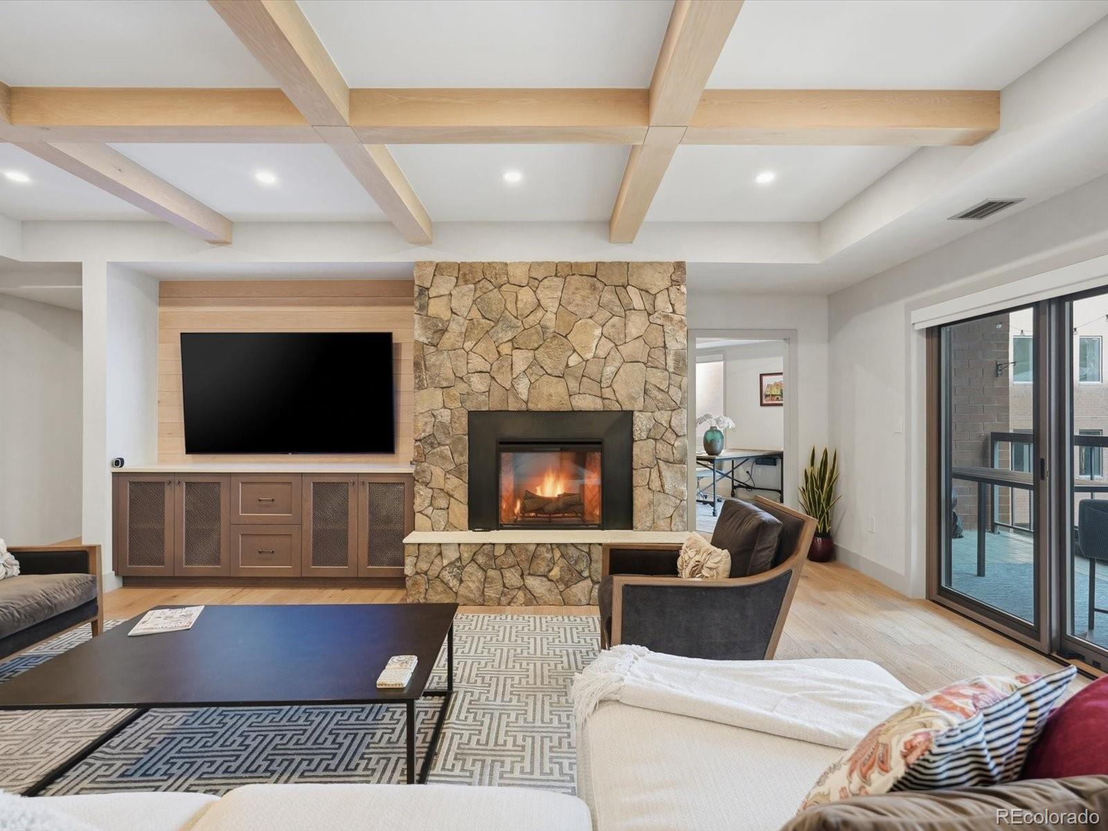 MLS Image #2 for 1512  larimer street,denver, Colorado