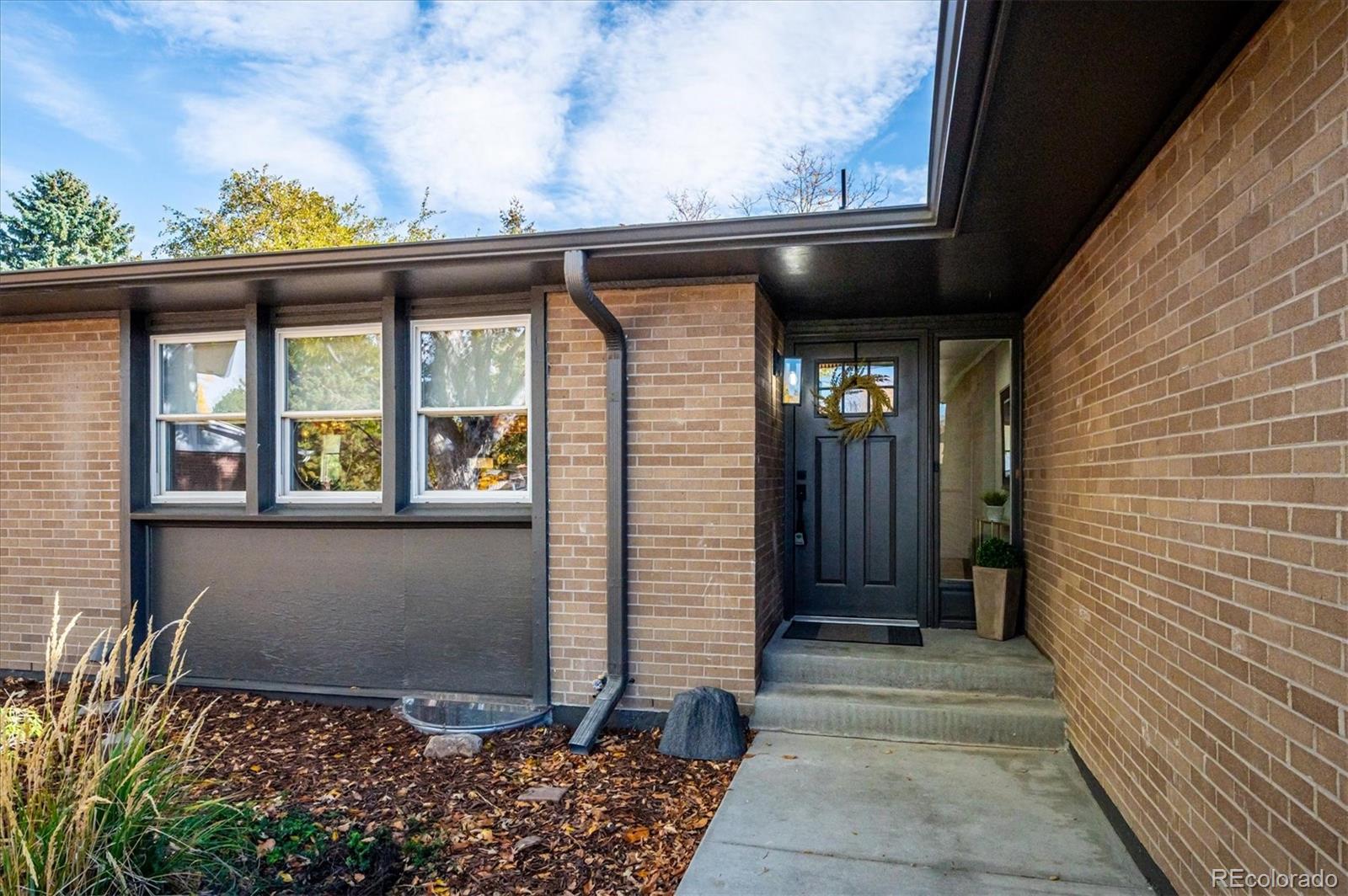 MLS Image #2 for 672 s everett street,lakewood, Colorado