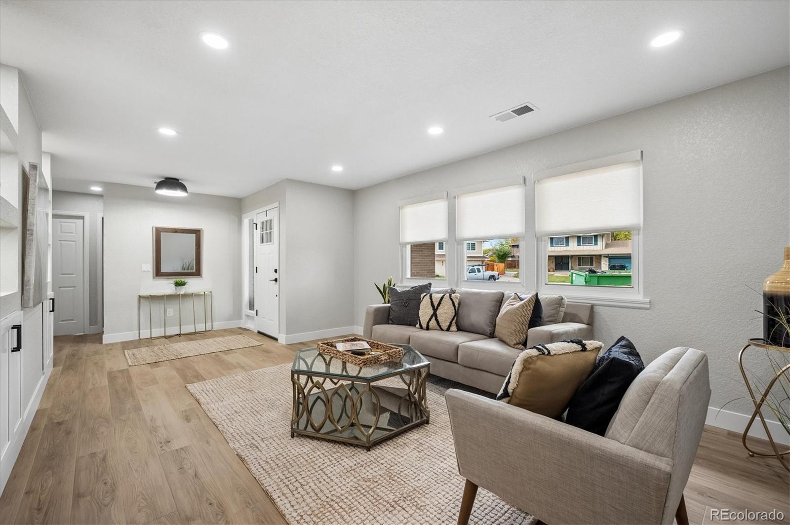 MLS Image #5 for 672 s everett street,lakewood, Colorado