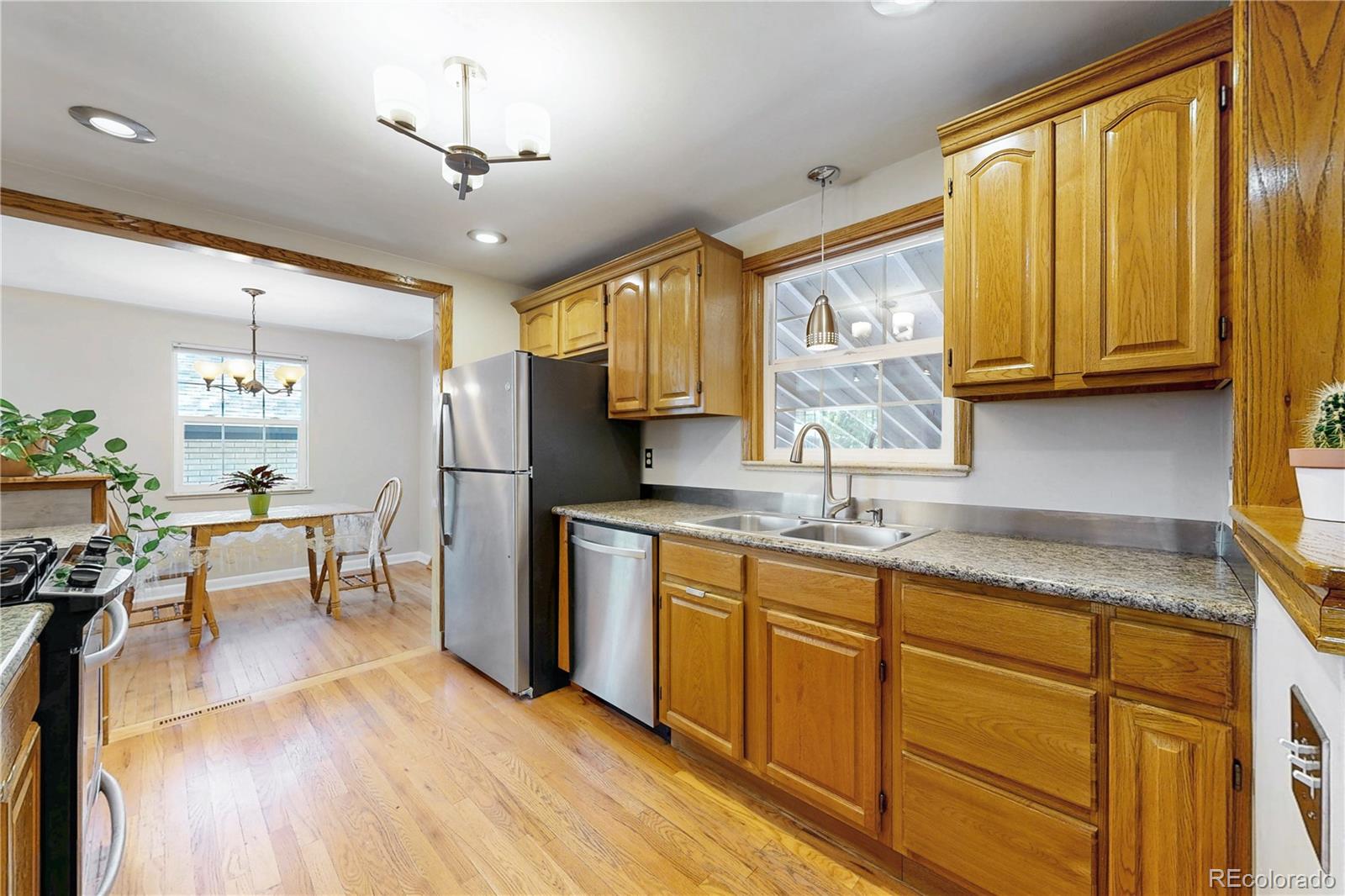 MLS Image #8 for 2401 w 41st avenue,denver, Colorado