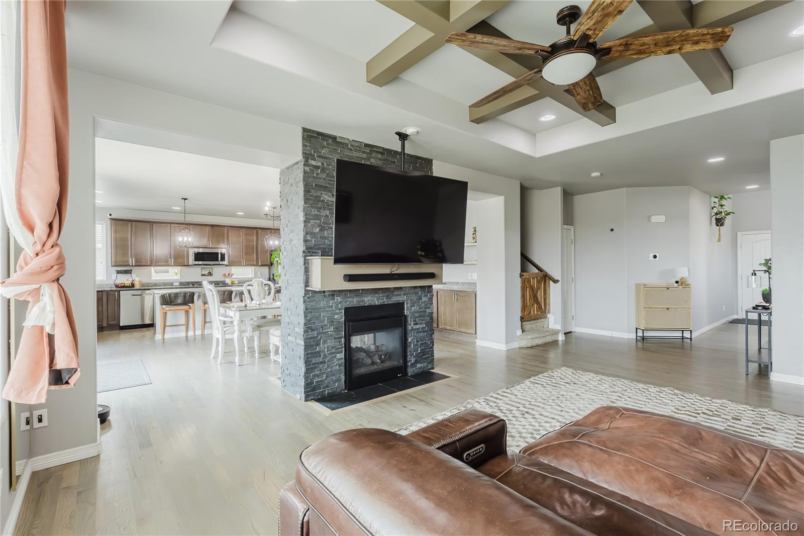 MLS Image #7 for 10165  declaration drive,colorado springs, Colorado