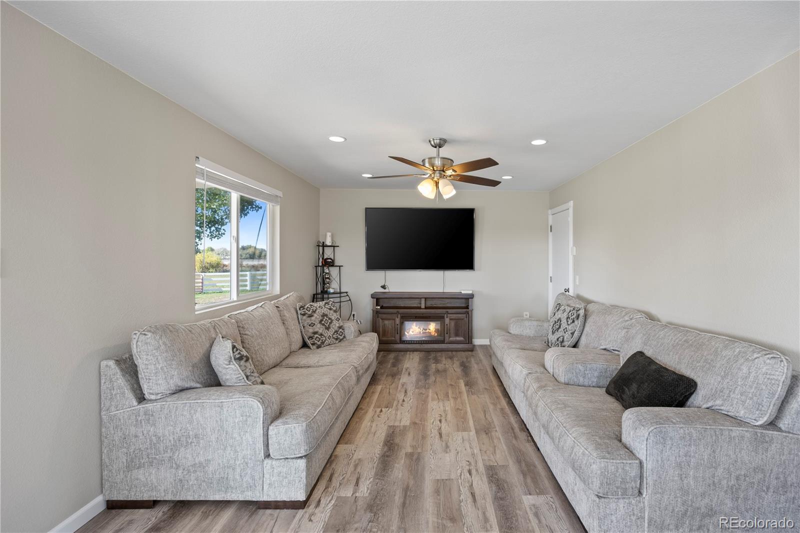 MLS Image #11 for 18556  fox haven court,brighton, Colorado