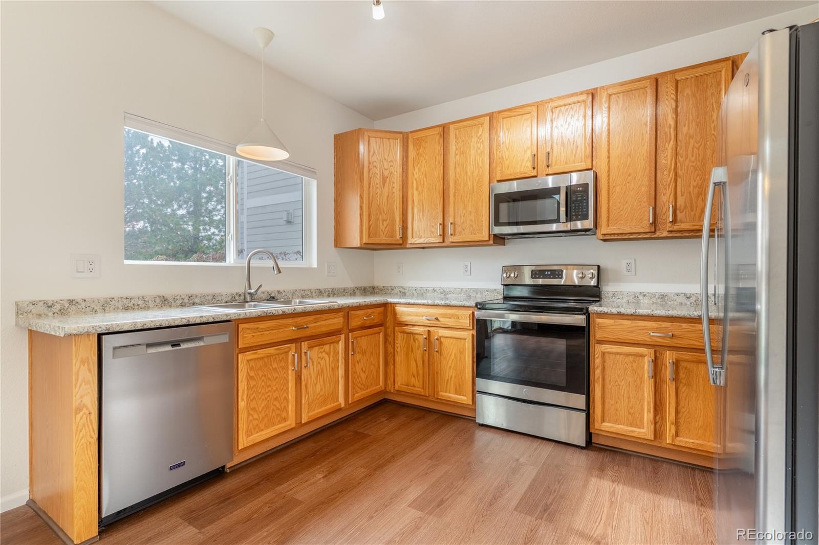 MLS Image #3 for 2392 e 127th drive,thornton, Colorado