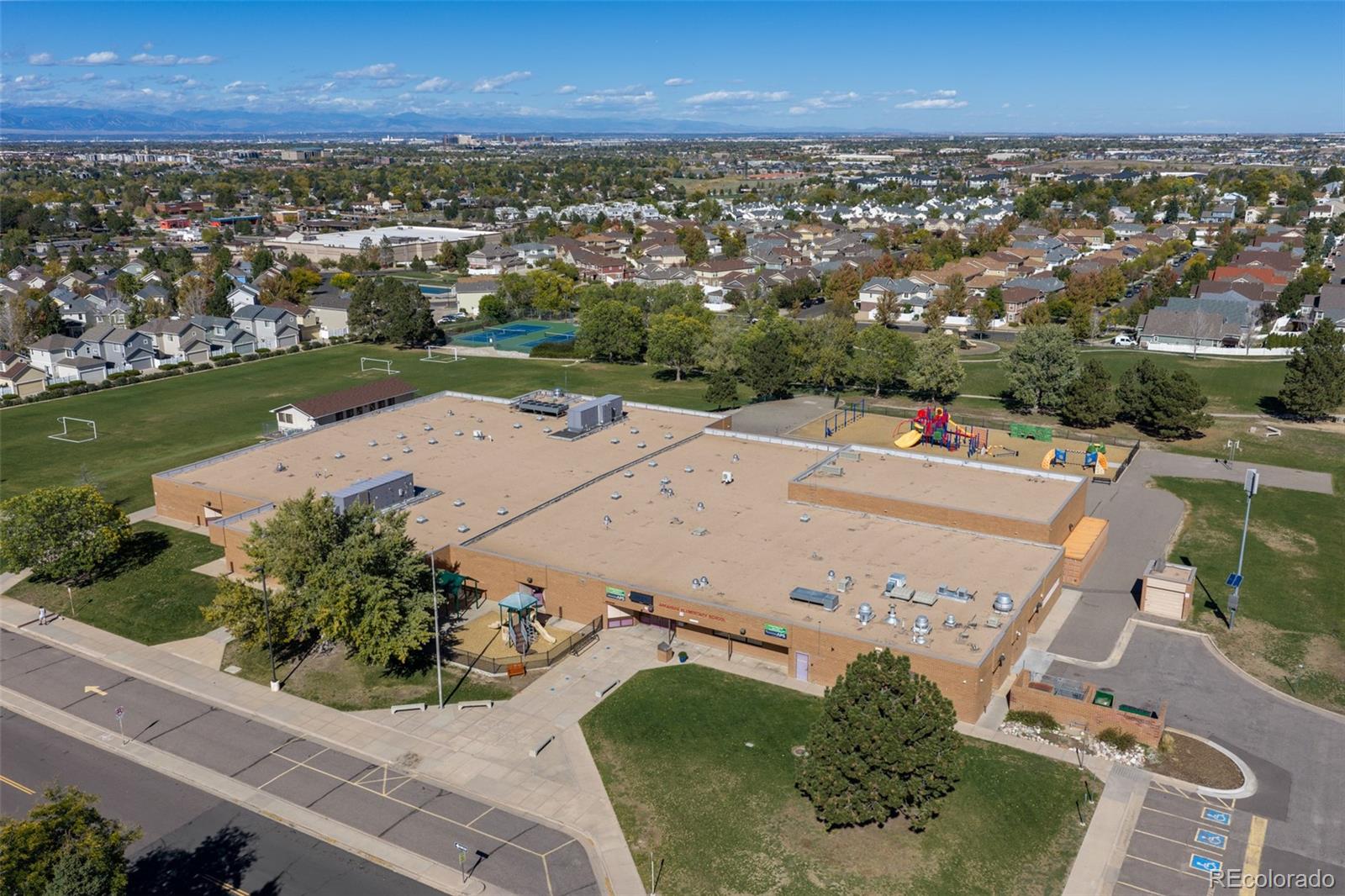 MLS Image #28 for 1510 s salida way,aurora, Colorado