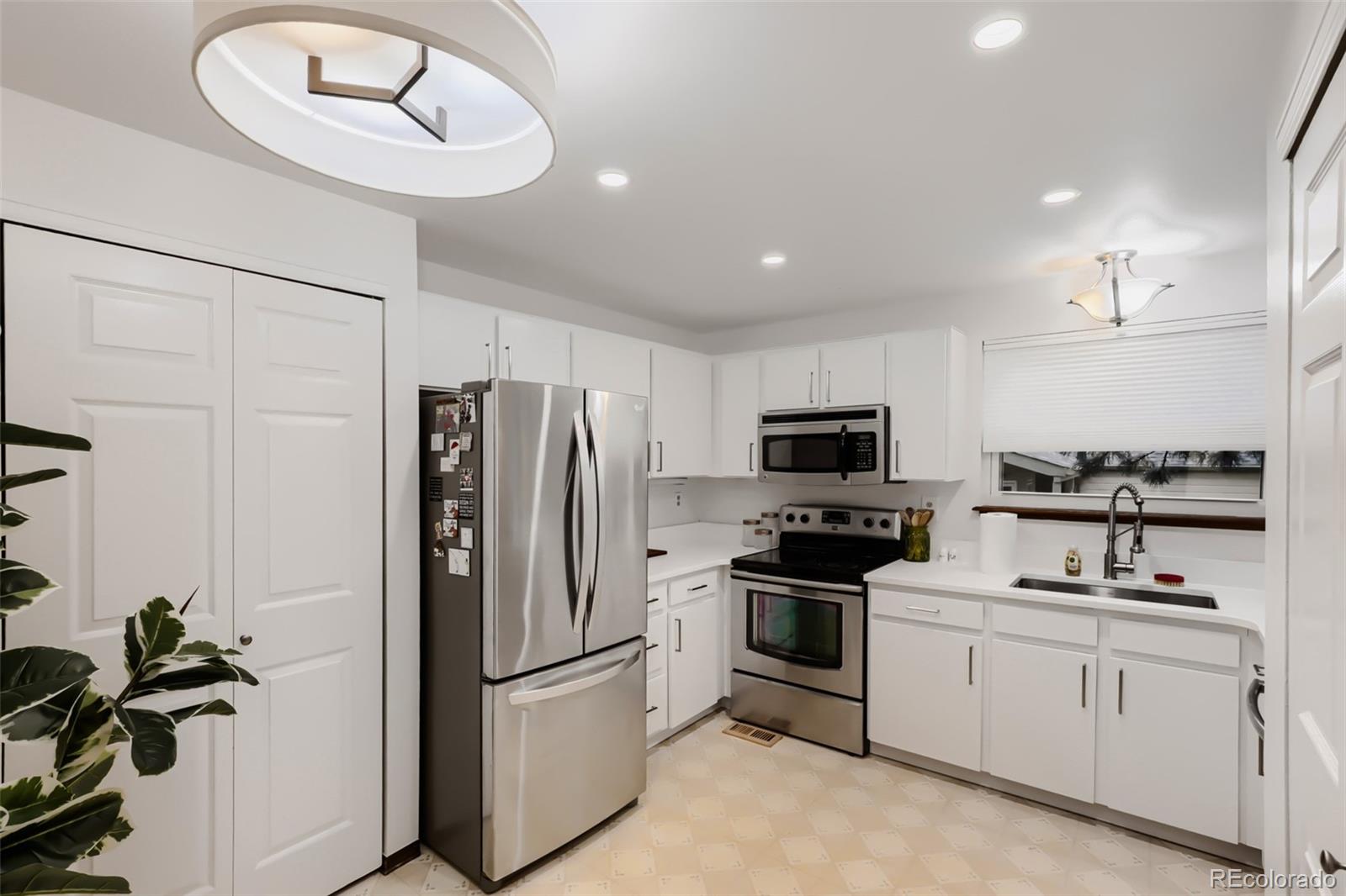 MLS Image #8 for 549 w sycamore circle,louisville, Colorado