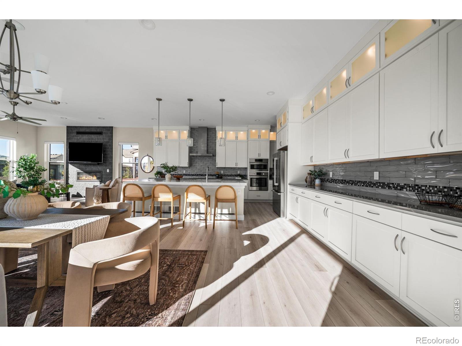 MLS Image #4 for 1730  lucent court,windsor, Colorado