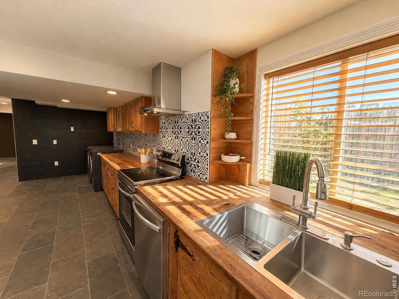 MLS Image #26 for 938  highline drive,loveland, Colorado