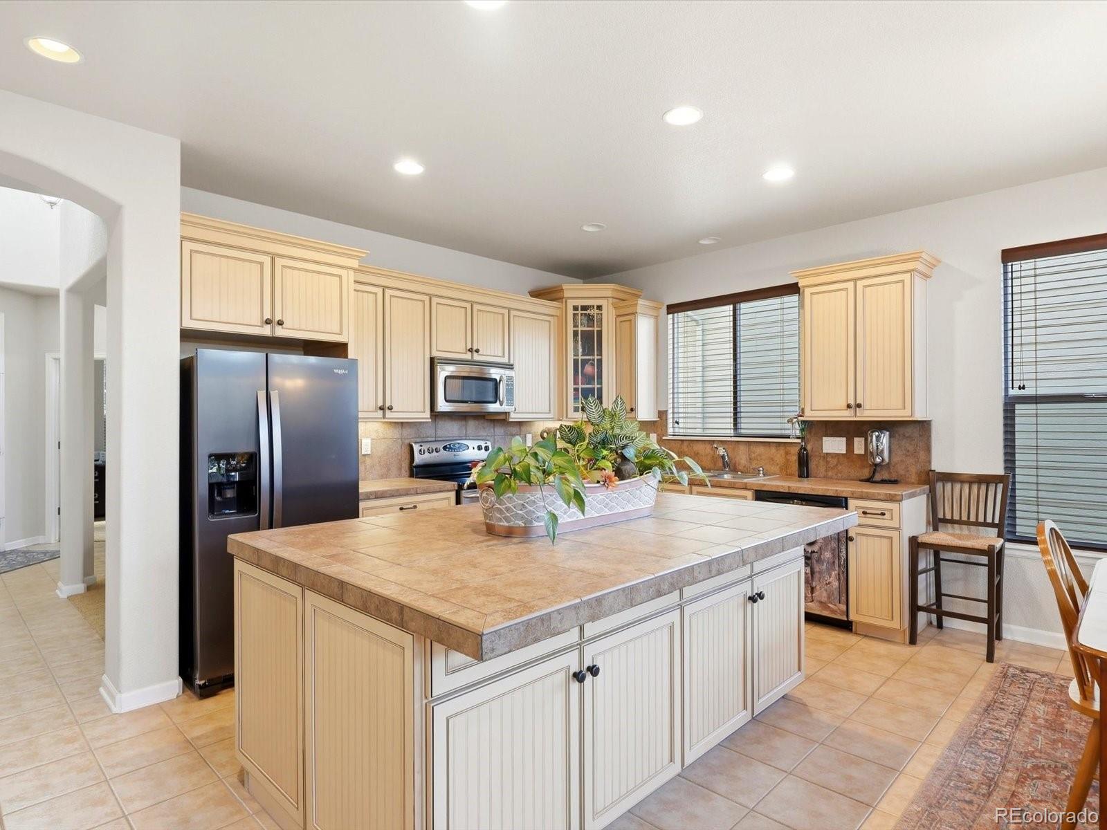 MLS Image #3 for 3343  fantasy place,castle rock, Colorado