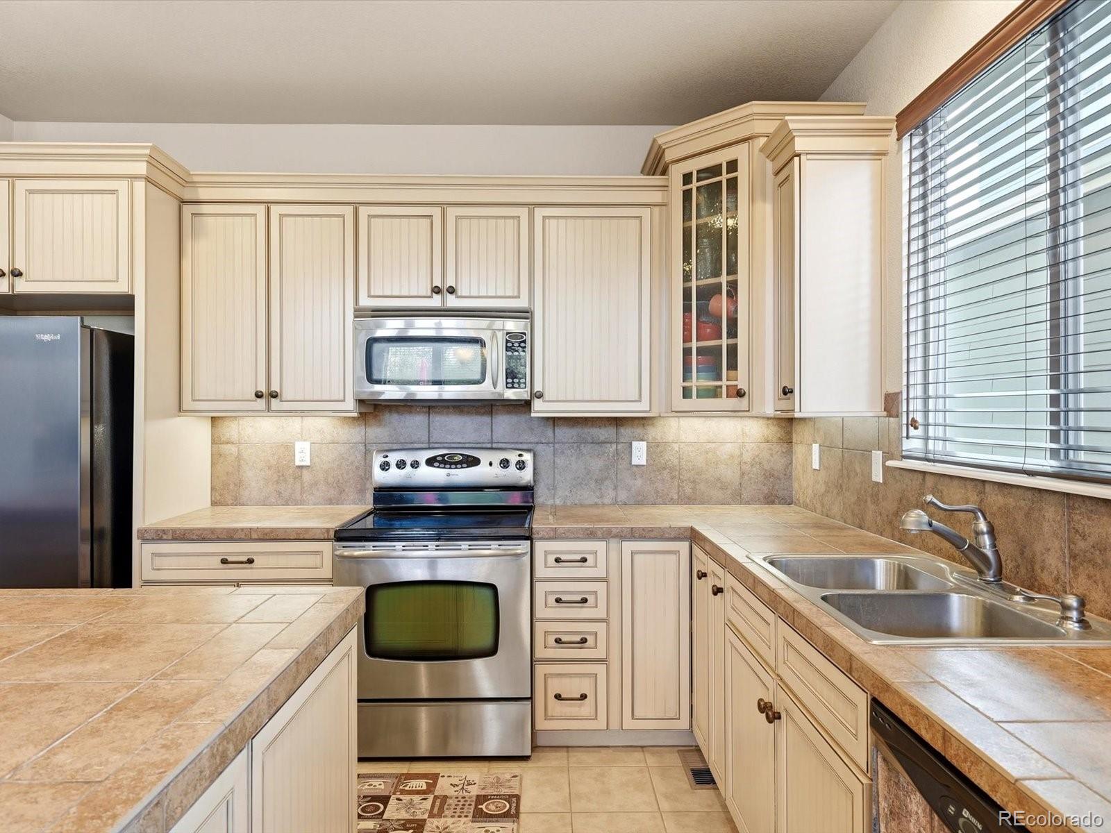 MLS Image #4 for 3343  fantasy place,castle rock, Colorado