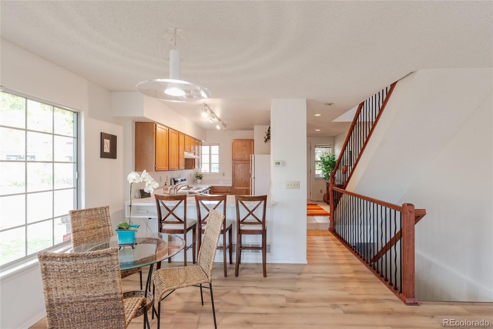 MLS Image #11 for 1470 s quebec way,denver, Colorado