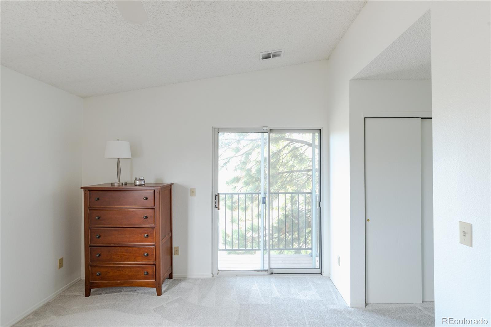 MLS Image #16 for 1470 s quebec way,denver, Colorado