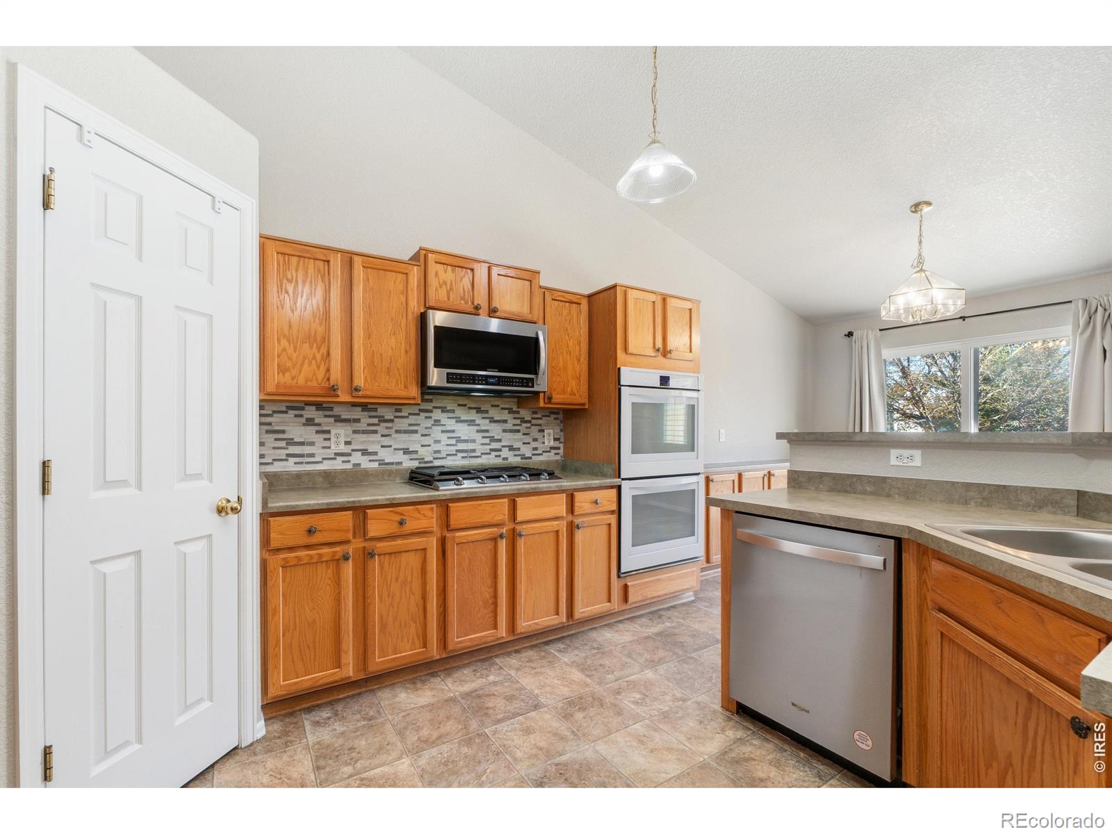 MLS Image #14 for 11292  kingston street,commerce city, Colorado