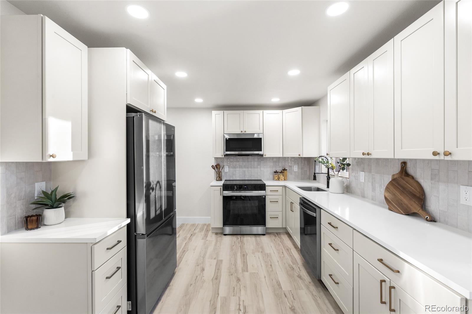 MLS Image #8 for 6773  kipling street,arvada, Colorado