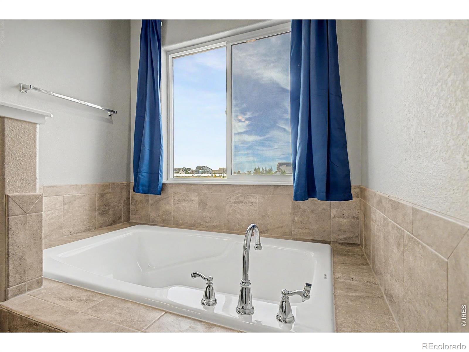 MLS Image #19 for 4689  waltham drive,windsor, Colorado