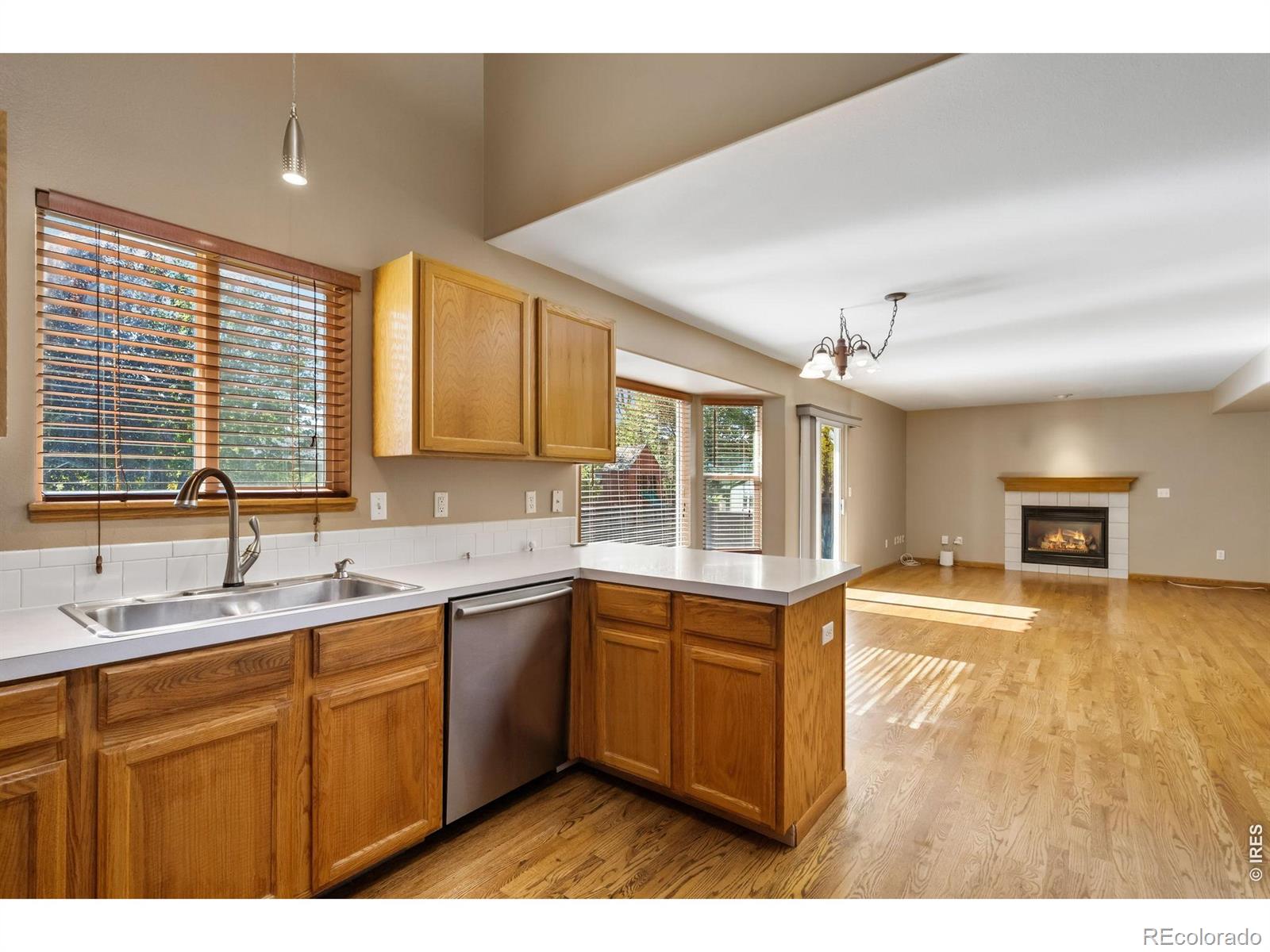 MLS Image #15 for 521  dunraven drive,fort collins, Colorado