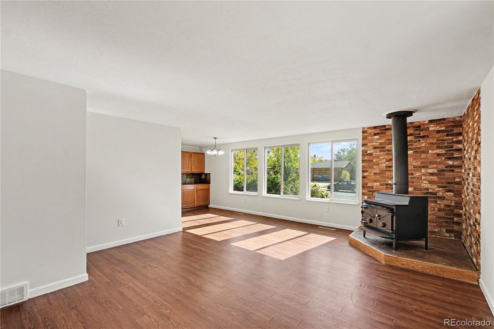 MLS Image #4 for 428  verdant circle,longmont, Colorado