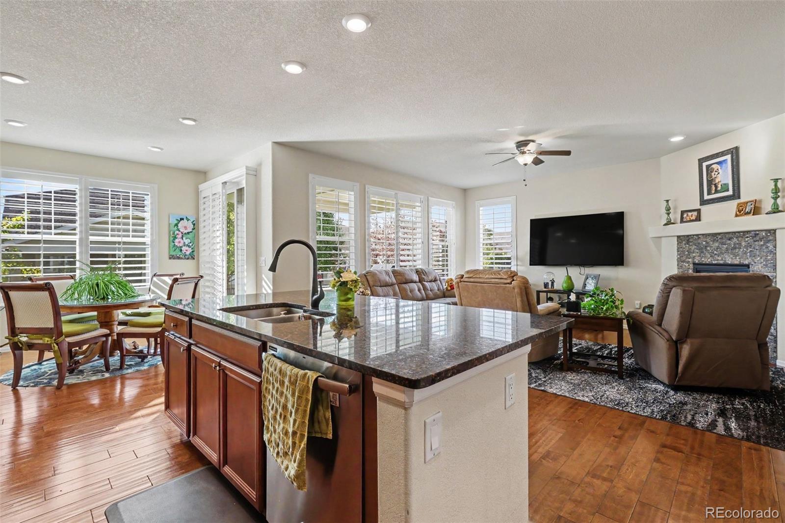 MLS Image #12 for 14873  roslyn way,thornton, Colorado
