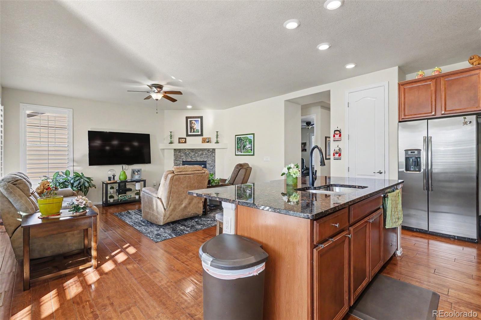 MLS Image #9 for 14873  roslyn way,thornton, Colorado