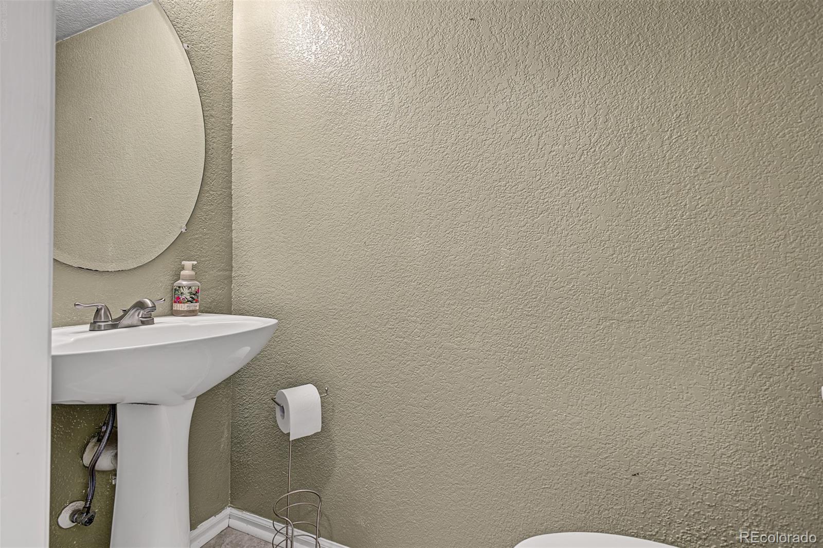 MLS Image #14 for 10055 e 113th avenue,commerce city, Colorado