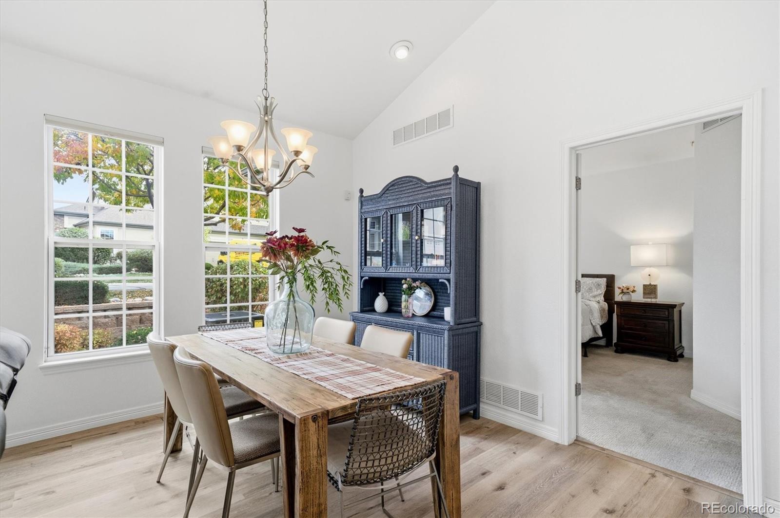 MLS Image #11 for 6658 s shawnee court,aurora, Colorado