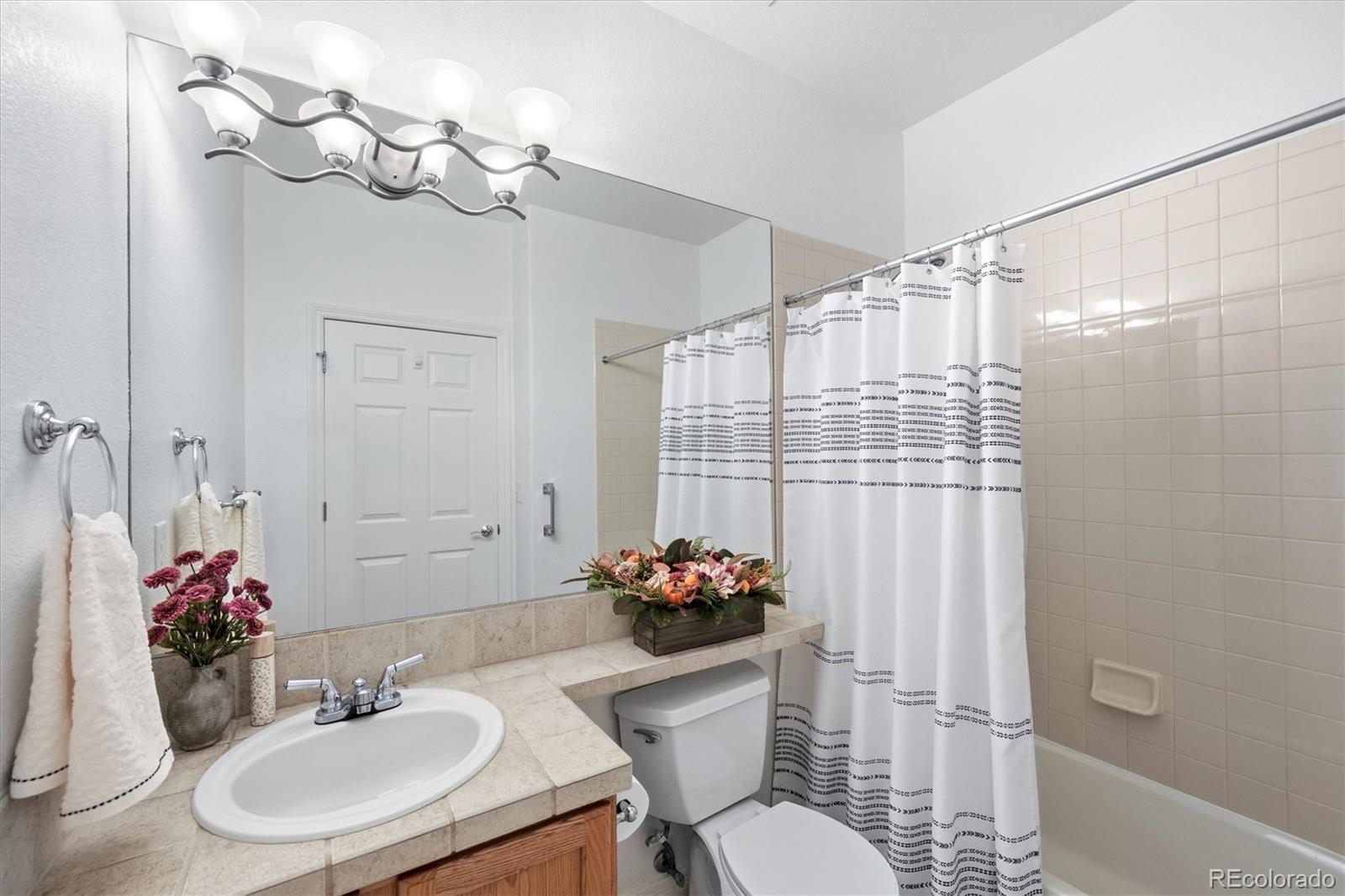MLS Image #5 for 6658 s shawnee court,aurora, Colorado