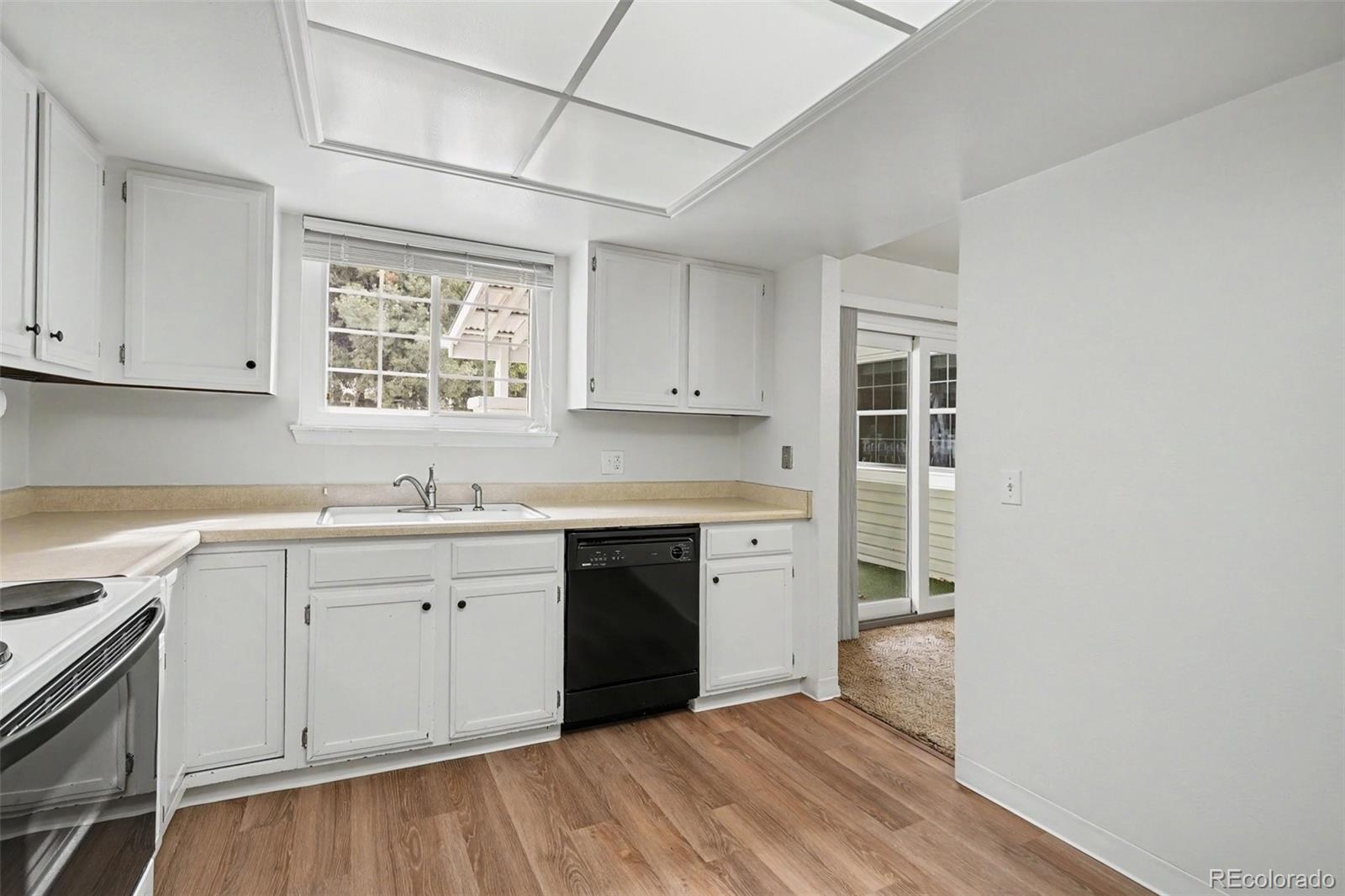 MLS Image #13 for 14233 e marina drive,aurora, Colorado