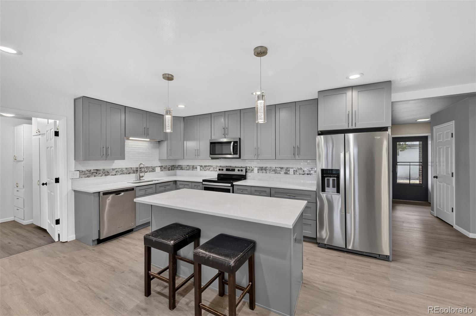 MLS Image #10 for 5298  manitou road,littleton, Colorado