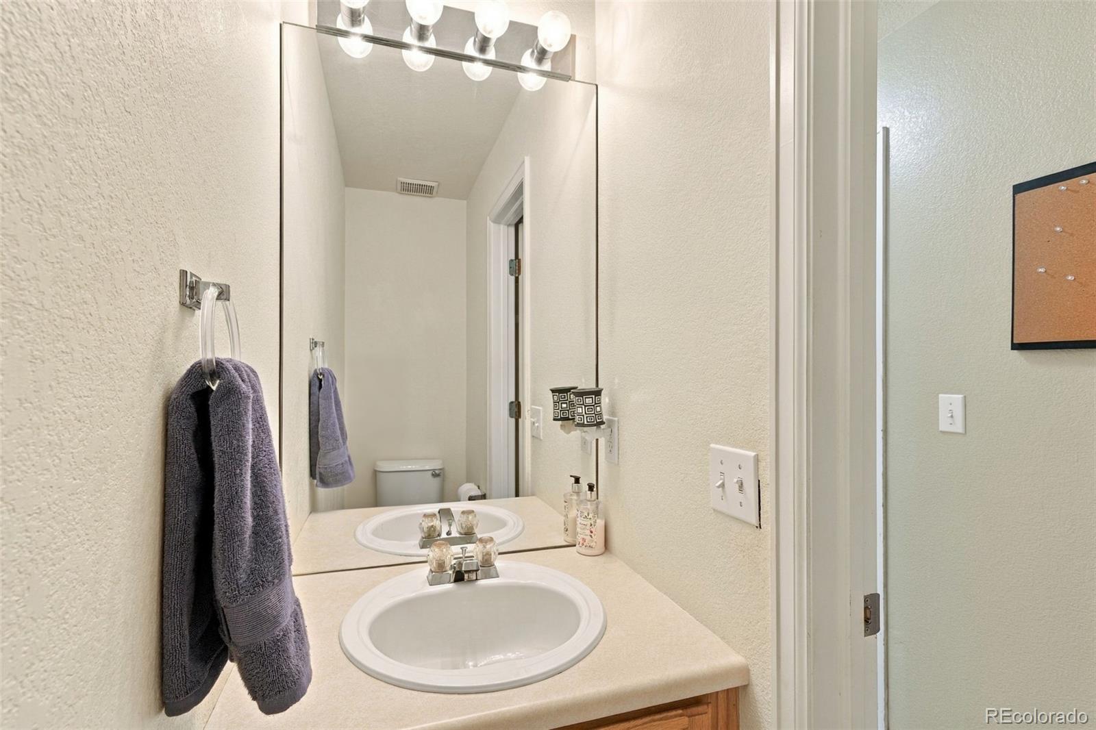 MLS Image #14 for 18968 e ithaca drive,aurora, Colorado