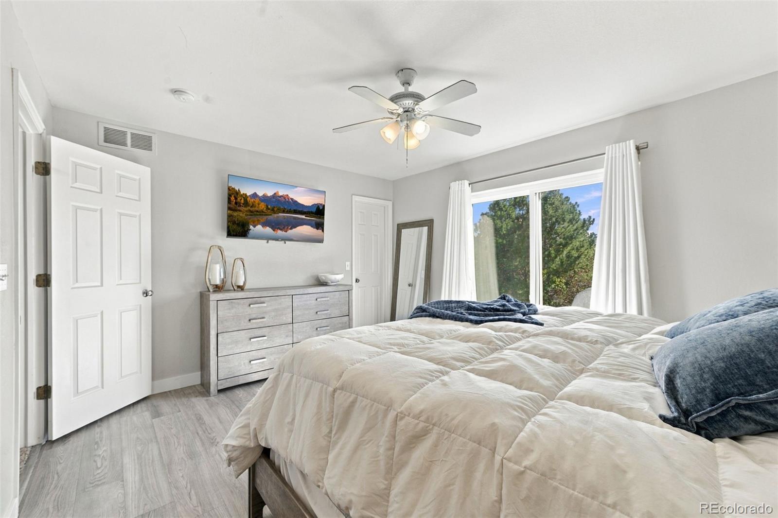 MLS Image #16 for 18968 e ithaca drive,aurora, Colorado