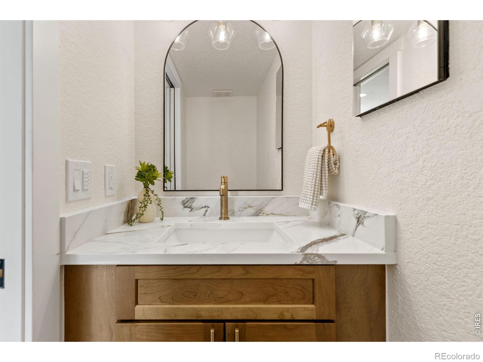 MLS Image #16 for 665 w juniper court,louisville, Colorado