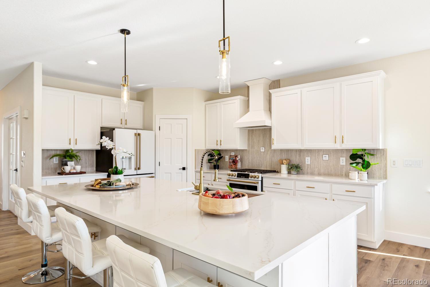 MLS Image #13 for 23464 e heritage parkway,aurora, Colorado