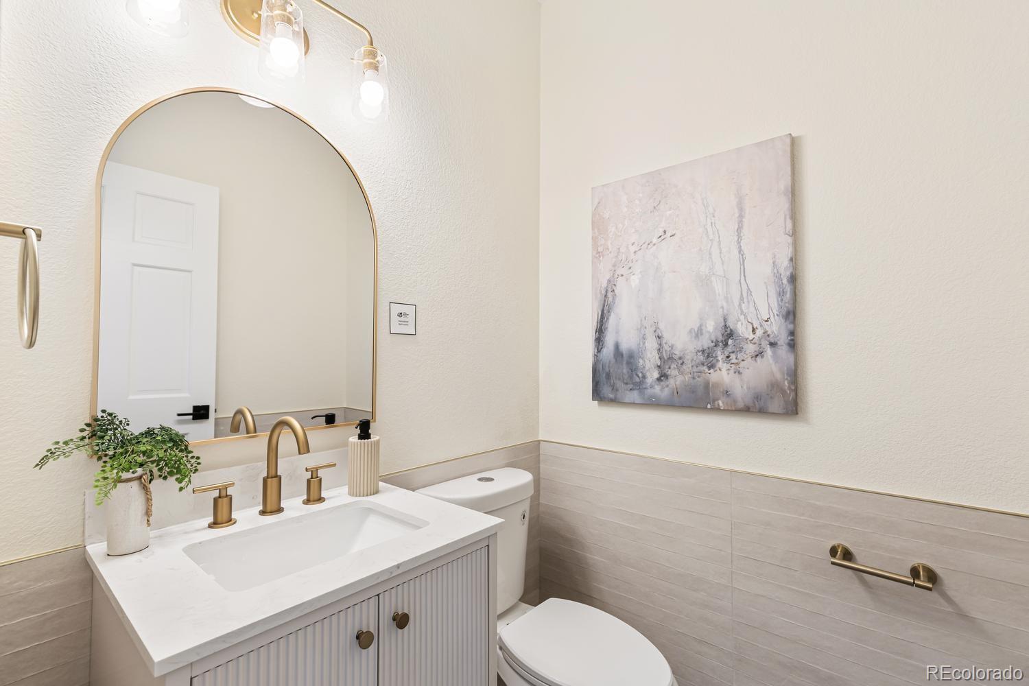 MLS Image #5 for 23464 e heritage parkway,aurora, Colorado