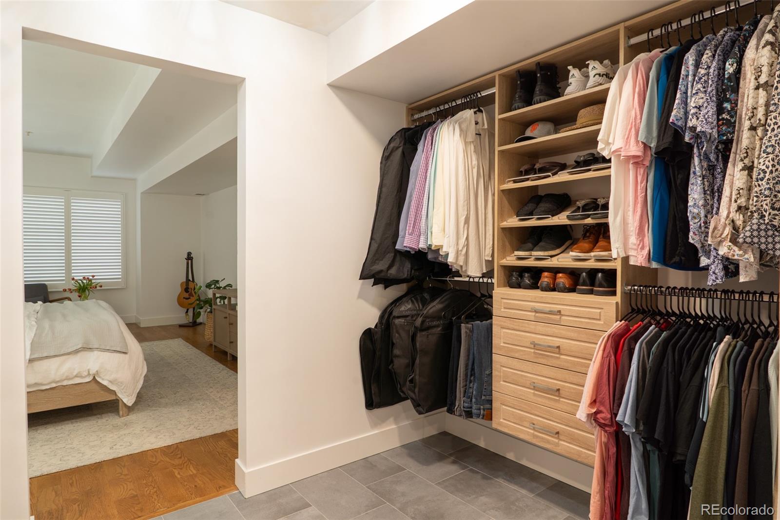 MLS Image #25 for 975 n lincoln street,denver, Colorado