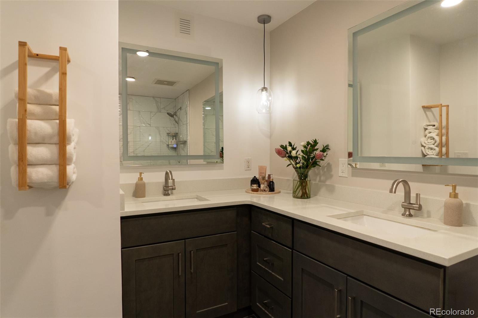 MLS Image #27 for 975 n lincoln street,denver, Colorado