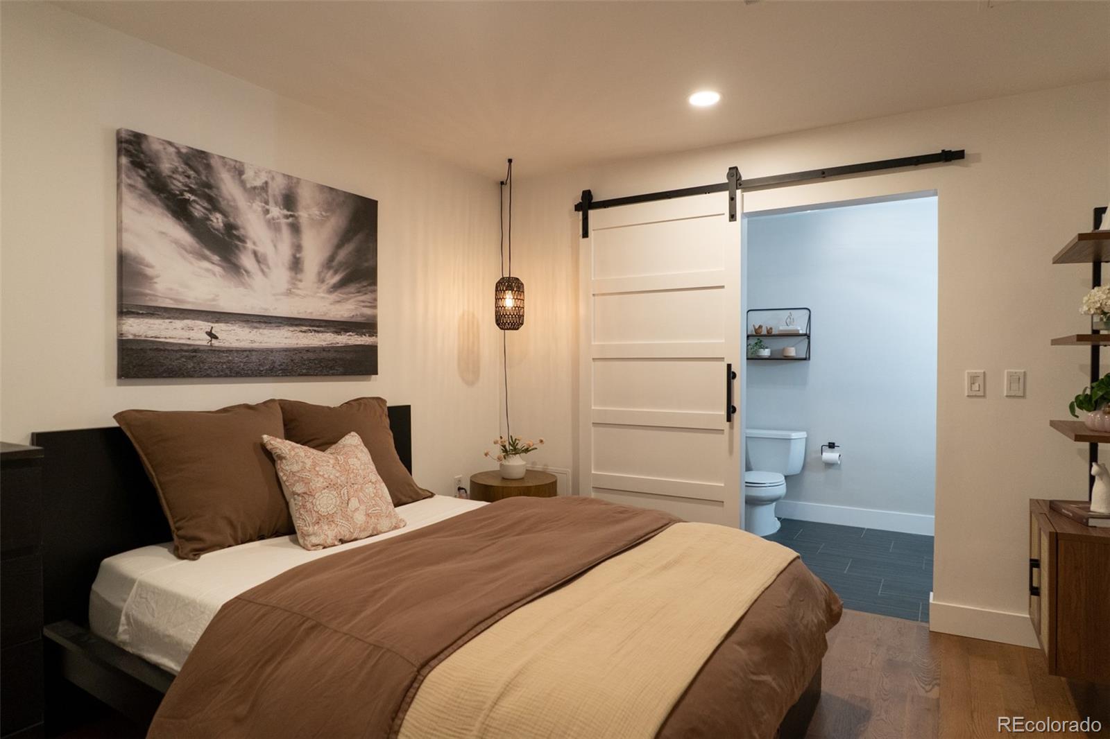 MLS Image #28 for 975 n lincoln street,denver, Colorado