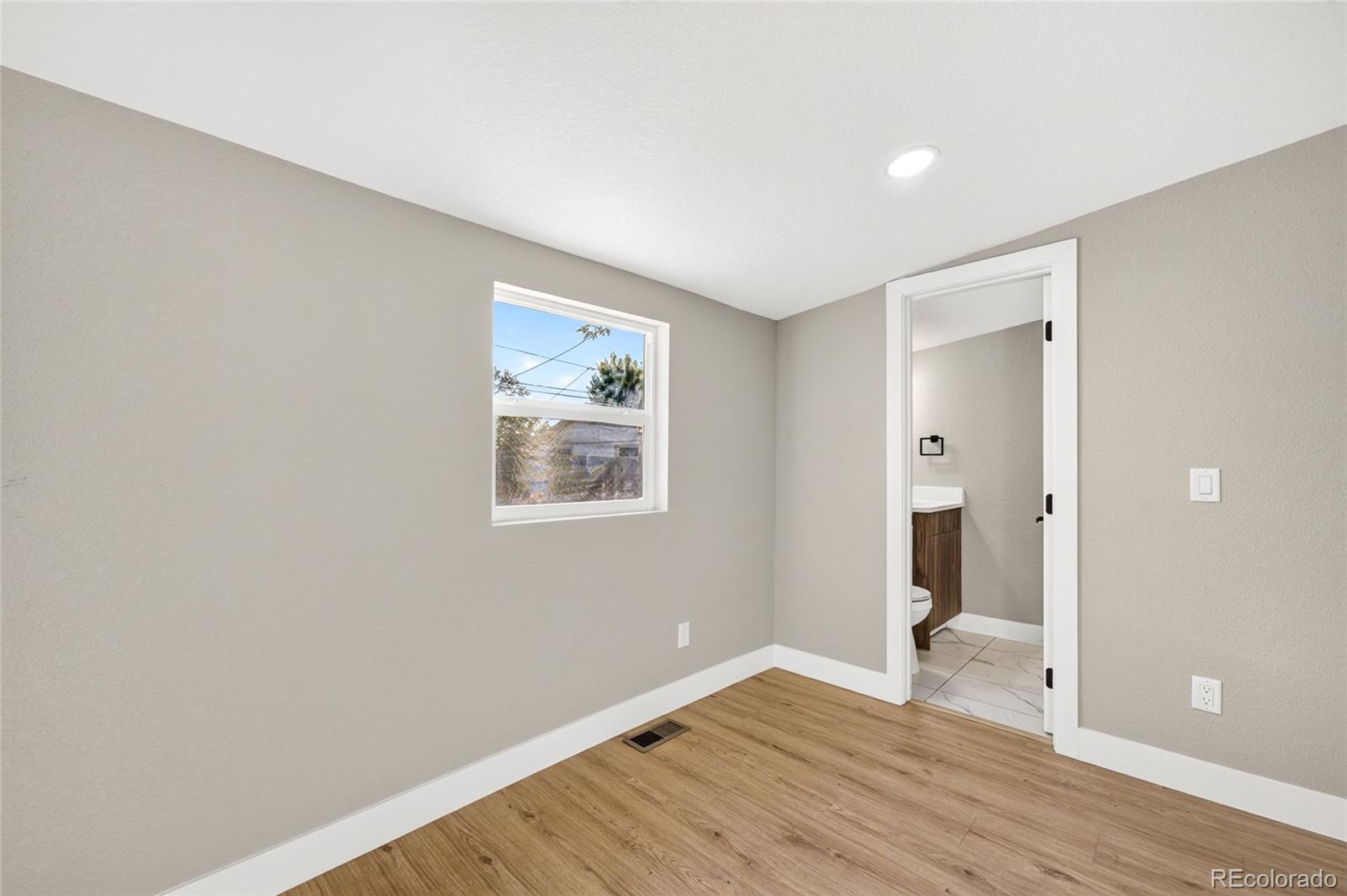 MLS Image #17 for 4934  julian street,denver, Colorado