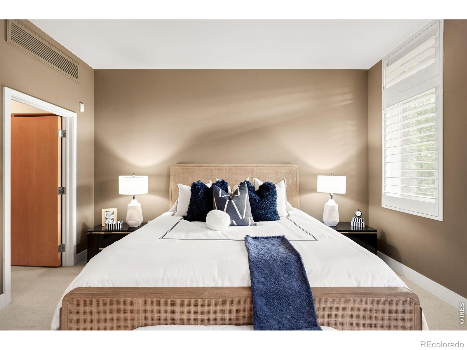 MLS Image #13 for 1401  delgany street,denver, Colorado