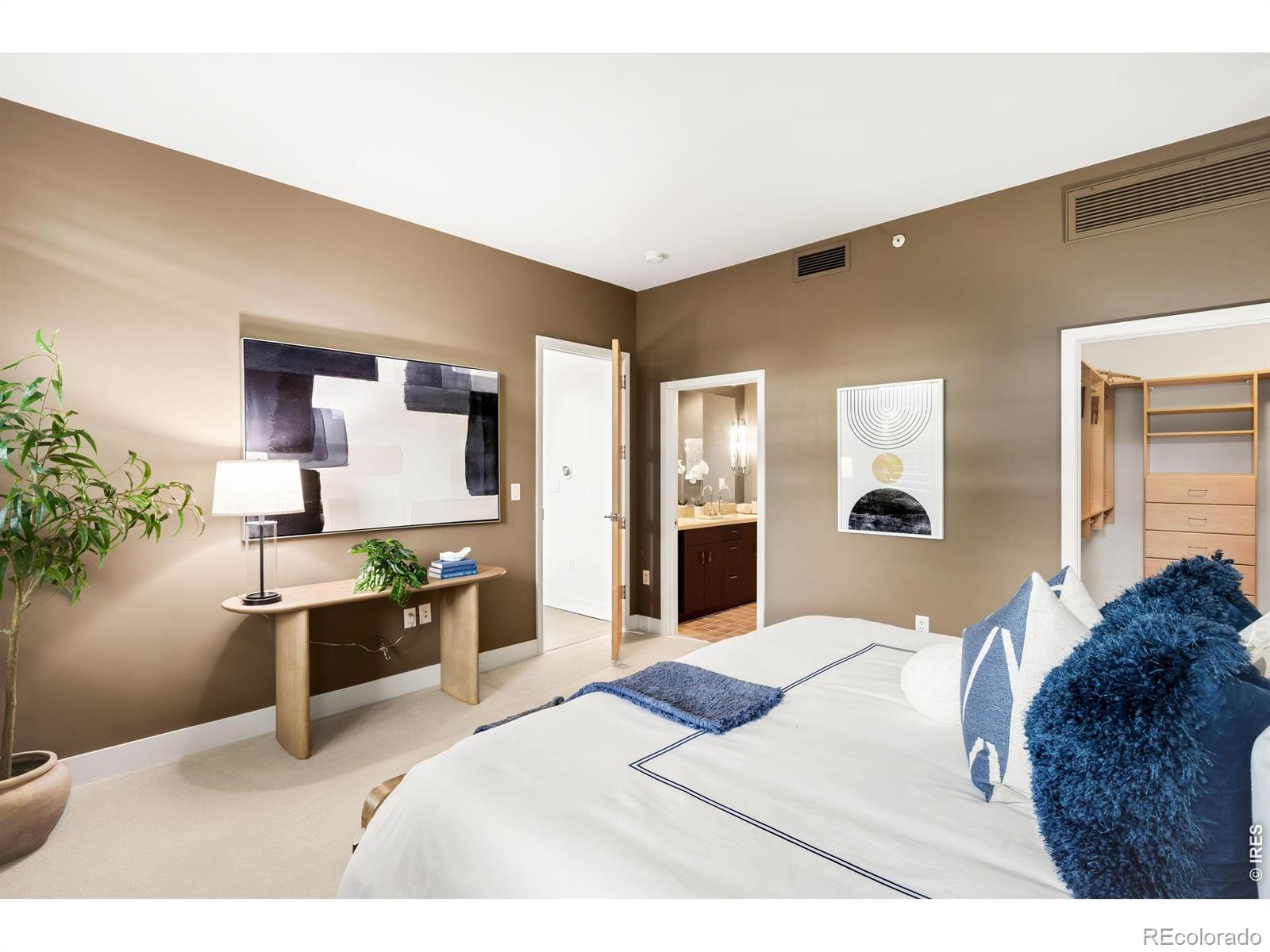 MLS Image #16 for 1401  delgany street,denver, Colorado